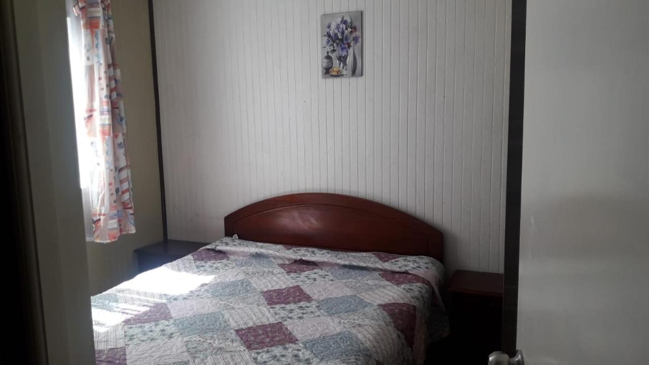 Cabanas Y Hostal Tepual Puerto Montt Eksteriør billede